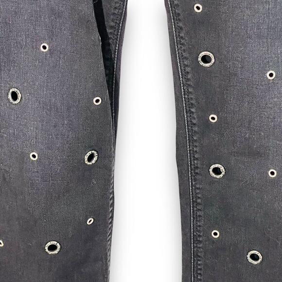 Hudson Jeans Riley Crop Edgy Grommet Distressed Black Denim Size 26 - Picture 5 of 10